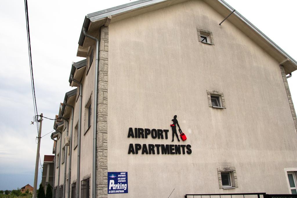 Airport Apartments Белград Екстер'єр фото