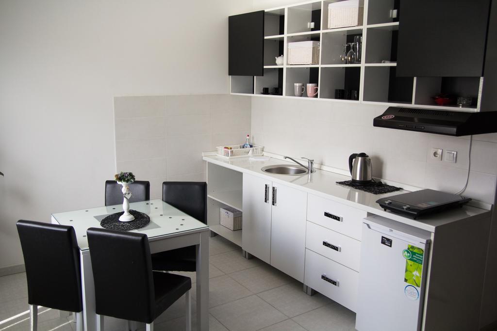 Airport Apartments Белград Екстер'єр фото