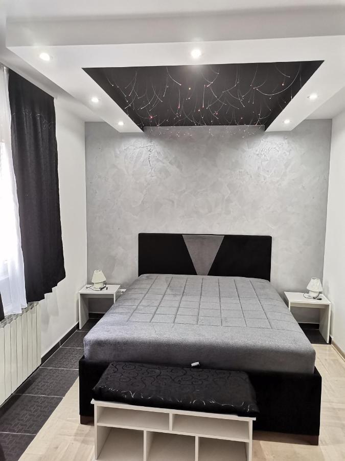 Airport Apartments Белград Екстер'єр фото